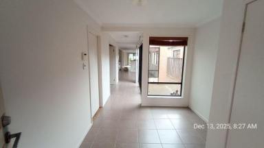 House For Lease - VIC - Point Cook - 3030 - Sanctuary Lakes house Share (Bedrooms for rent) (Image 2)