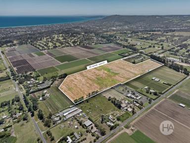 Residential Block For Sale - VIC - Boneo - 3939 - A Rare Peninsula Landholding of Scale and Possibility  (Image 2)