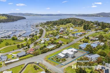 Hotel/Leisure For Sale - TAS - Kettering - 7155 - 'The Cove Kettering' - Outstanding Combined Lifestyle and Business Offering - Walk In / Walk Out  (Image 2)