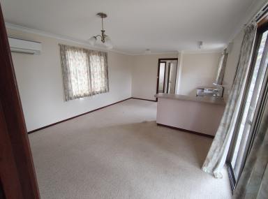 House For Lease - WA - Ravensthorpe - 6346 - Neat 2 Bedroom Cottage.  (Image 2)