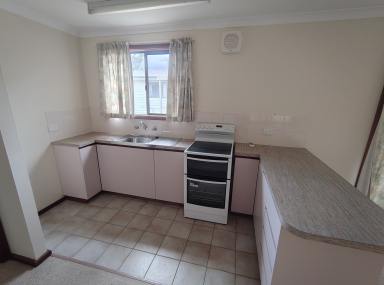 House For Lease - WA - Ravensthorpe - 6346 - Neat 2 Bedroom Cottage.  (Image 2)