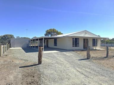 House For Lease - VIC - Gunbower - 3566 - Country charm  (Image 2)