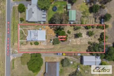 House For Sale - VIC - Avoca - 3467 - Renovated 1920s Charm on a Large Avoca Allotment (Image 2)