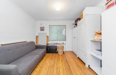 House For Lease - NSW - West Wollongong - 2500 - CBD House! (Image 2)