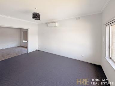 House For Lease - VIC - Horsham - 3400 - Modern Three-Bedroom Home Close to the CBD (Image 2)