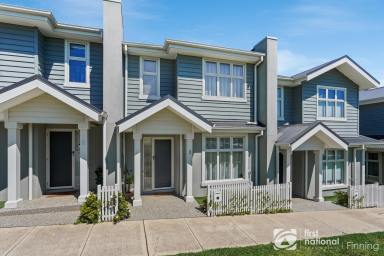 House For Sale - VIC - Berwick - 3806 - QUALITY TOWNHOUSE -  PRIME MINTA ESTATE, BERWICK  (Image 2)