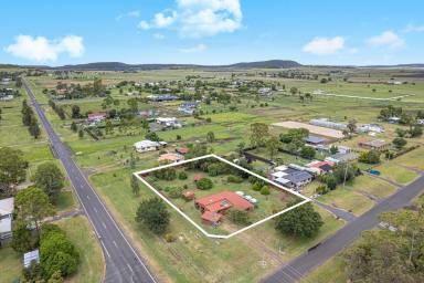 House For Sale - QLD - Cambooya - 4358 - Renovator Opportunity on 2,439m² in Cambooya (Image 2)