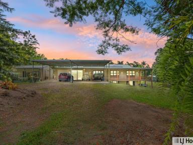 House For Sale - QLD - Bulgun - 4854 - Exclusive 10-Acre Estate Offering Absolute Privacy & Prestige  (Image 2)