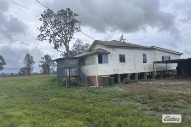 House For Lease - NSW - Moto - 2426 - 4 BRM HOUSE & 65 ACRES!  (Image 2)