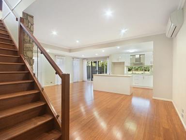 Townhouse For Lease - QLD - East Toowoomba - 4350 - Executive Townhouse in Leafy East Toowoomba  (Image 2)