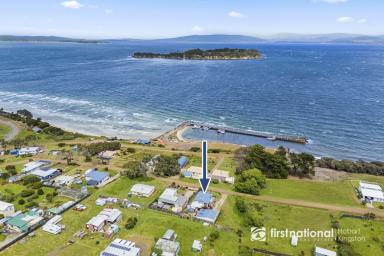 House For Sale - TAS - Alonnah - 7150 - 'Island Escapes' - Stunning Channel & Mountain Views! (Image 2)