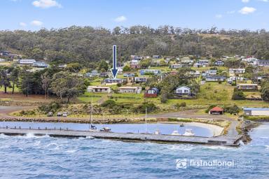 House For Sale - TAS - Alonnah - 7150 - 'Island Escapes' - Stunning Channel & Mountain Views!  (Image 2)