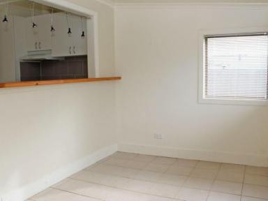 House For Lease - VIC - Portland - 3305 - Attractive 3 Bedroom Home  (Image 2)