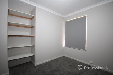 House For Lease - WA - Australind - 6233 - Centrally Located Australind Family Home with Rear Workshop  (Image 2)