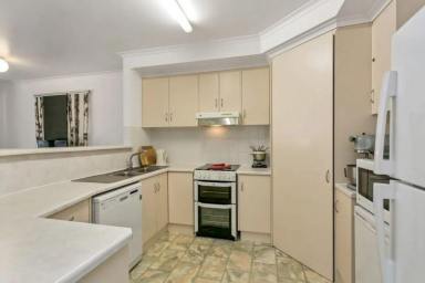 House Leased - SA - Enfield - 5085 - Lovely Renovated 4 Bedroom Home in Enfield Spacious, Comfortable & Low Maintenance  (Image 2)