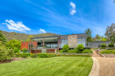 House For Sale - VIC - Buffalo River - 3737 - A Stunning Lifestyle Property Awaits  (Image 2)