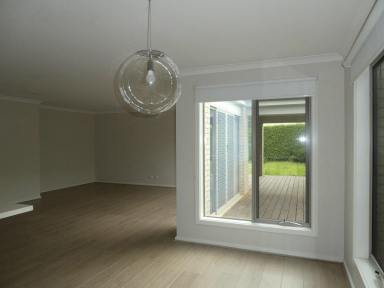 House For Lease - VIC - Bairnsdale - 3875 - HOME IN SHANNON WATERS  (Image 2)