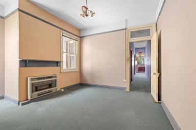 House For Sale - NSW - Lithgow - 2790 - Solid Double-Brick Semi in the Heart of Lithgow  (Image 2)