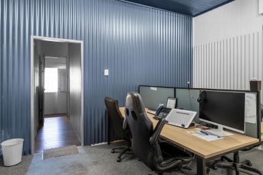 Office(s) For Sale - QLD - Newtown - 4350 - Freehold Building with Solid Income  (Image 2)