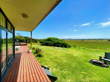 House For Sale - VIC - Sandy Point - 3959 - Waterfront Acreage with Income Potential: A Sanctuary on Shallow Inlet  (Image 2)