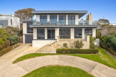 House For Sale - VIC - Marengo - 3233 - SHOW-STOPPER  (Image 2)