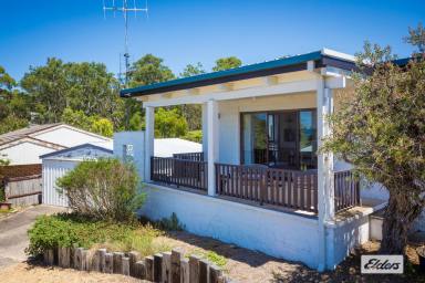 House For Sale - NSW - Tathra - 2550 - The Quite Part Of Town  (Image 2)