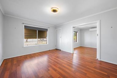 House For Sale - VIC - Mildura - 3500 - IT’S SIMPLE - INVEST OR OCCUPY  (Image 2)