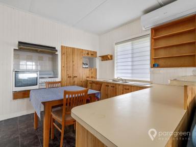 House For Sale - VIC - Port Albert - 3971 - RETRO BEACH HOME  (Image 2)