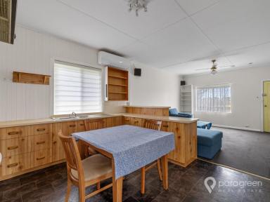 House For Sale - VIC - Port Albert - 3971 - RETRO BEACH HOME  (Image 2)