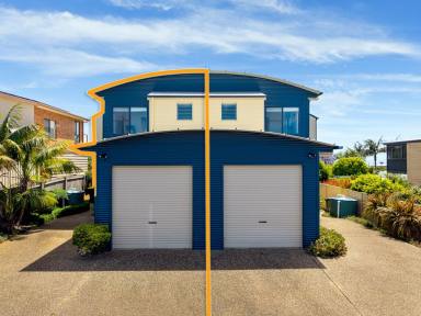 Duplex/Semi-detached For Sale - NSW - Bermagui - 2546 - ELEVATED COASTAL LIVING WITH VIEWS TO MONTAGUE ISLAND  (Image 2)