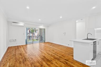 Unit For Lease - NSW - Wollongong - 2500 - Modern Inner-City Apartment, positioned perfectly in a central location.  (Image 2)