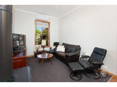 House For Sale - SA - Birdwood - 5234 - Charming hills cottage with space to enjoy  (Image 2)