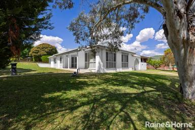House Leased - NSW - Kooringal - 2650 - FANTASTIC FAY  (Image 2)
