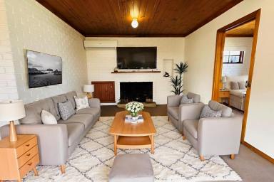 House For Sale - TAS - Primrose Sands - 7173 - Coastal Comfort, Convenience & Easy Living (Image 2)