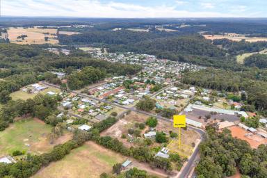 Residential Block For Sale - WA - Pemberton - 6260 - Residential block in prime location.  (Image 2)
