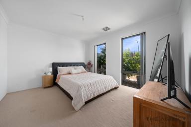 House For Sale - WA - Madeley - 6065 - Modern Family Living in a Great Location  (Image 2)