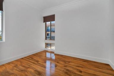 Unit For Lease - SA - Henley Beach - 5022 - IN THE HEART OF HENLEY SQUARE  (Image 2)