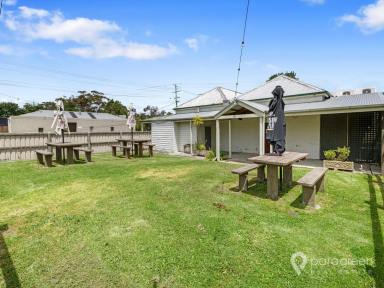 Hotel/Leisure For Sale - VIC - Welshpool - 3966 - WELSHPOOL HOTEL / MOTEL - FREEHOLD  (Image 2)