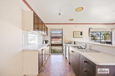 House For Sale - VIC - Stawell - 3380 - Ideal First Home or Investment Opportunity  (Image 2)