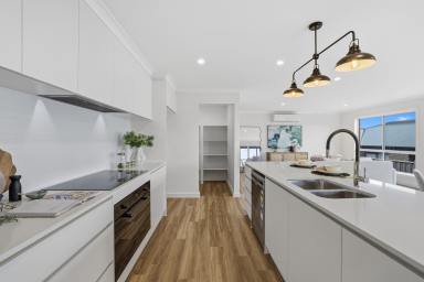 House For Sale - VIC - Warragul - 3820 - Contemporary Luxury Without the Wait  (Image 2)