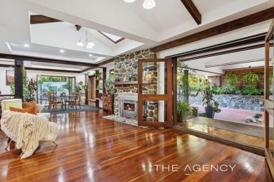 House For Sale - WA - Darlington - 6070 - Enchanting Bespoke Rustic Retreat In Dress Circle Location  (Image 2)