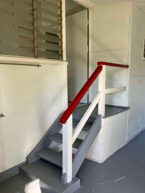 House For Lease - QLD - Yarraman - 4614 - Farm House to Rent  (Image 2)