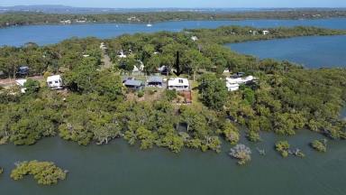 House For Sale - QLD - Macleay Island - 4184 - Where Every Morning Begins with the Ocean (Image 2)