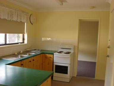 House For Lease - NSW - Muswellbrook - 2333 - THREE (3x) BEDROOM BRICK HOME WITH ATTACHED LOCK UP GARAGE.  (Image 2)