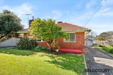 House For Lease - WA - Kensington - 6151 - CHARACTER WITH BIG YARD!  (Image 2)