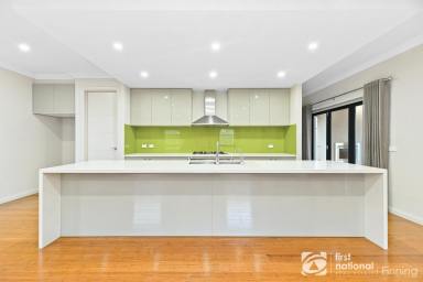 House For Sale - VIC - Clyde North - 3978 - Sophisticated North East facing Townhouse living in Berwick Waters Premium Area!!!  See It and you would love it to make it yours!!!  (Image 2)