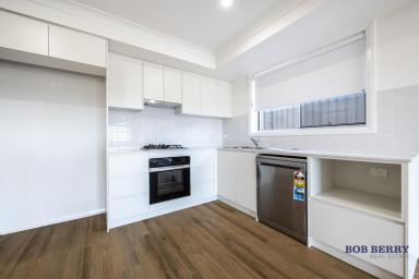 House For Lease - NSW - Dubbo - 2830 - Newly Built Three-Bedroom Home in Popular Southlakes Estate  (Image 2)