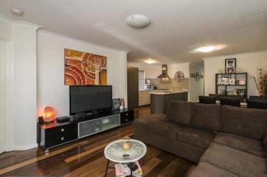 Villa Leased - WA - Canning Vale - 6155 - Immaculate Villa For Rent  (Image 2)