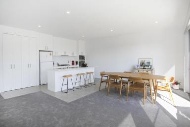 Unit For Sale - NSW - Broulee - 2537 - Train Street Central  (Image 2)