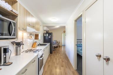 House For Sale - NSW - South Grafton - 2460 - MODERN, LOW MAINTENANCE LIVING WITH SPACE AND STORAGE  (Image 2)